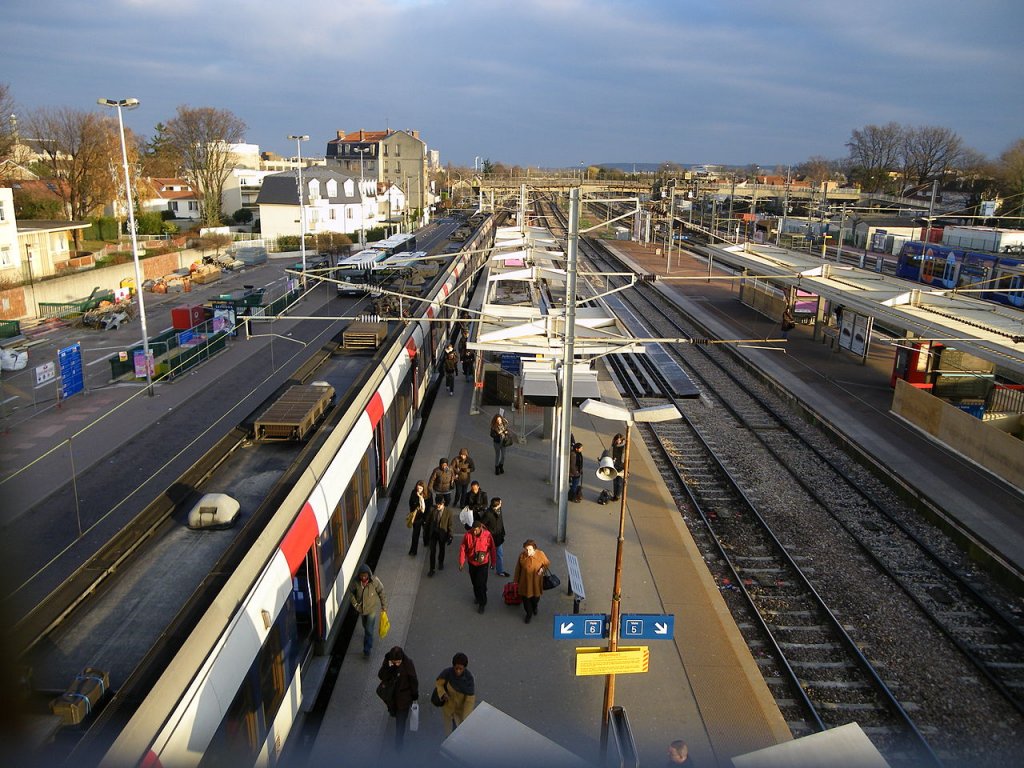 Moins De Voyageurs Mais Pas Dans Le RER B! - MonAulnay.com – Le Blog D ...